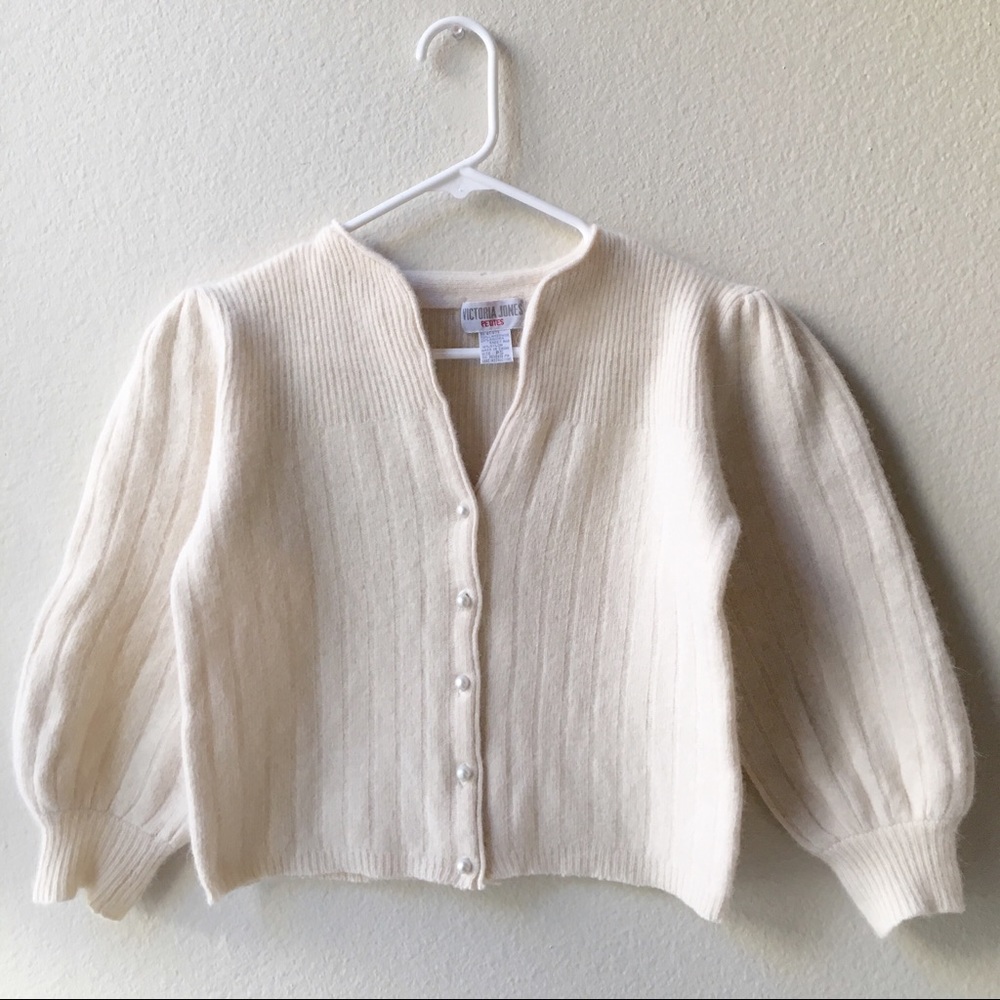 Vintage Victoria Jones Ivory Pearl Cardigan S